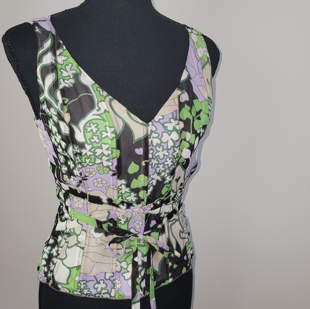 Multicolored sleeveless blouse